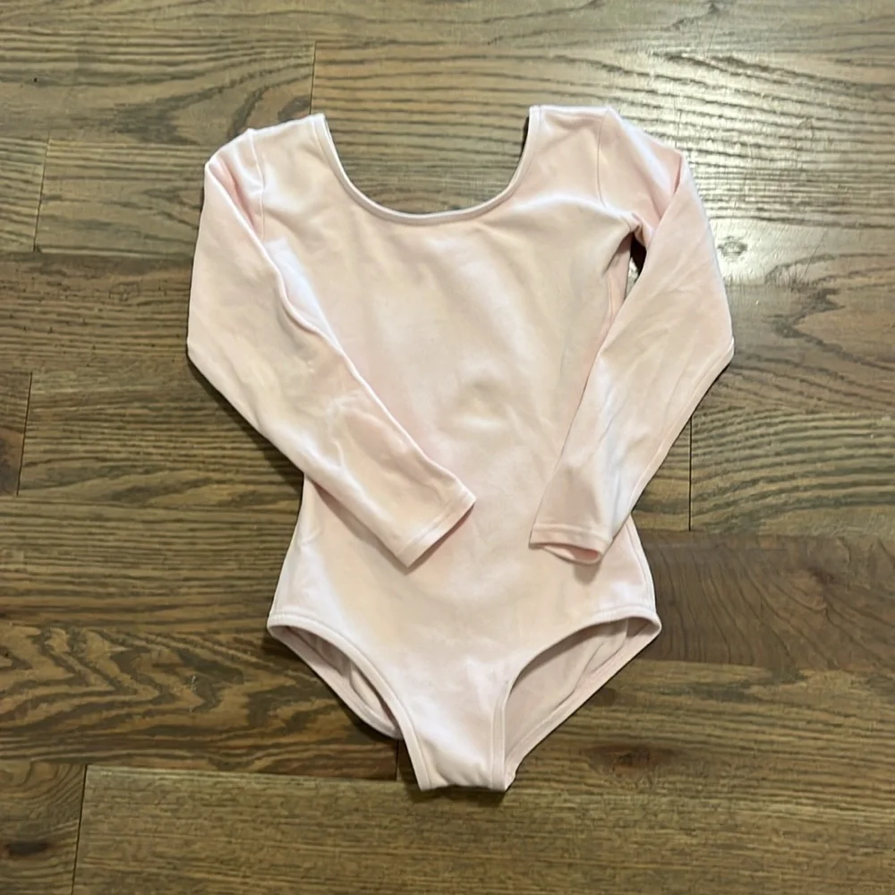 Capezio girls leotard size 4/6 GUC